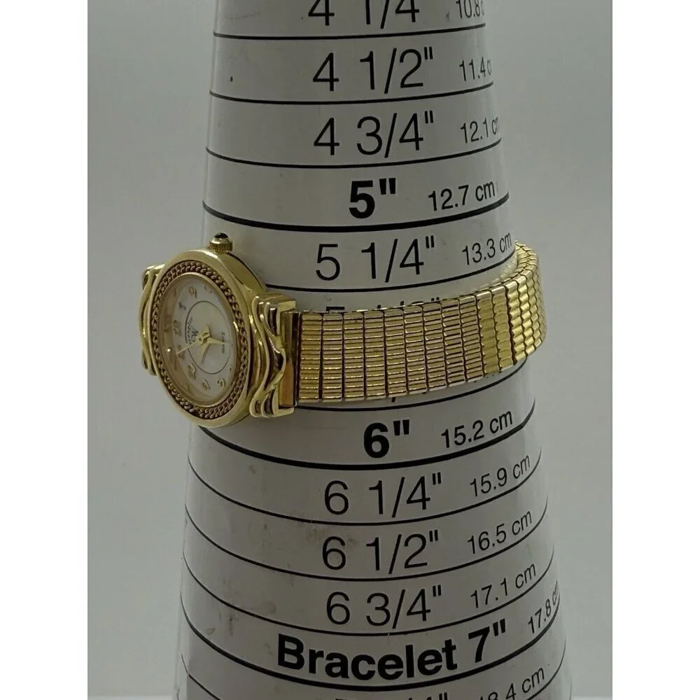 Vintage Wrangler Women's Gold Tone Watch MOP Dial Stretch Bracelet W1264QB V377